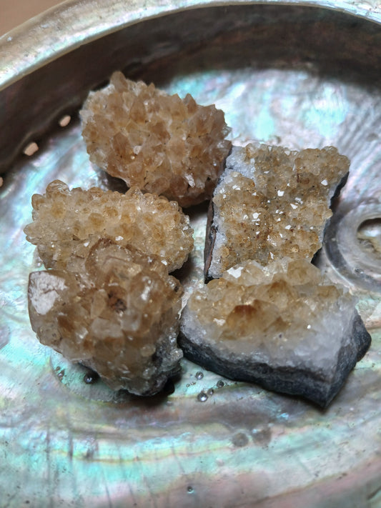 Géode de citrine