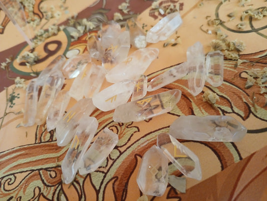 Runes en cristal de roche