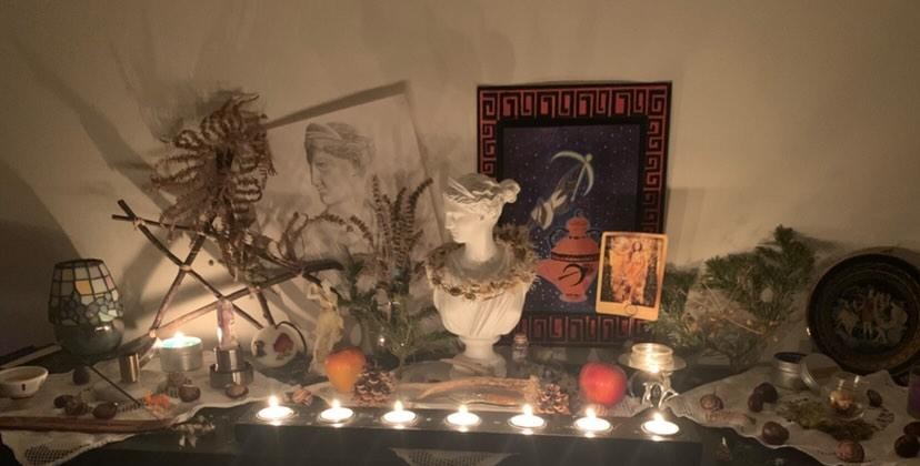 Contact divinité Artémis (Ἄρτεμις)