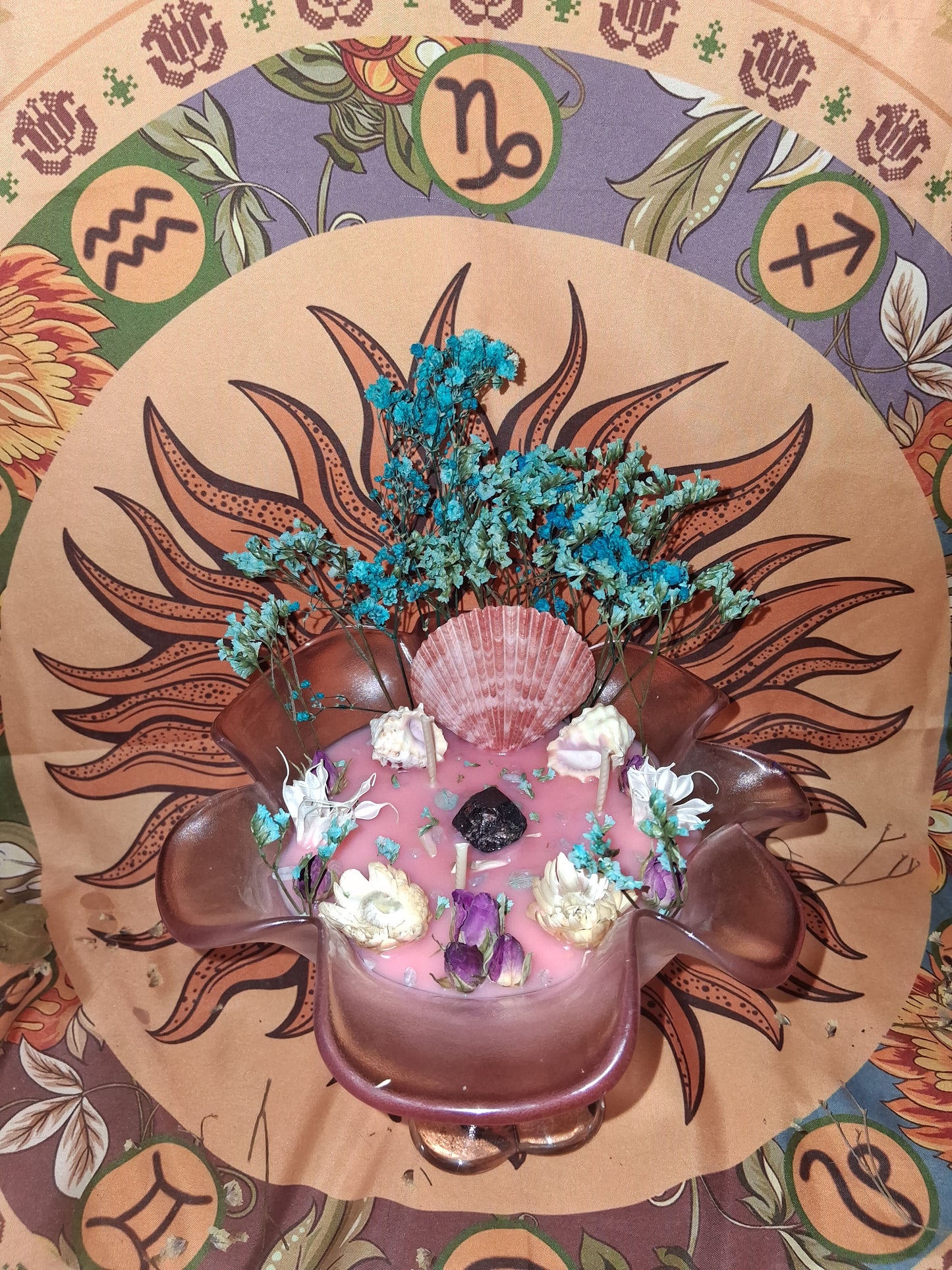 Coupe artisanale " Aphrodite - Déesse de la beauté et de l’amour " parfumée