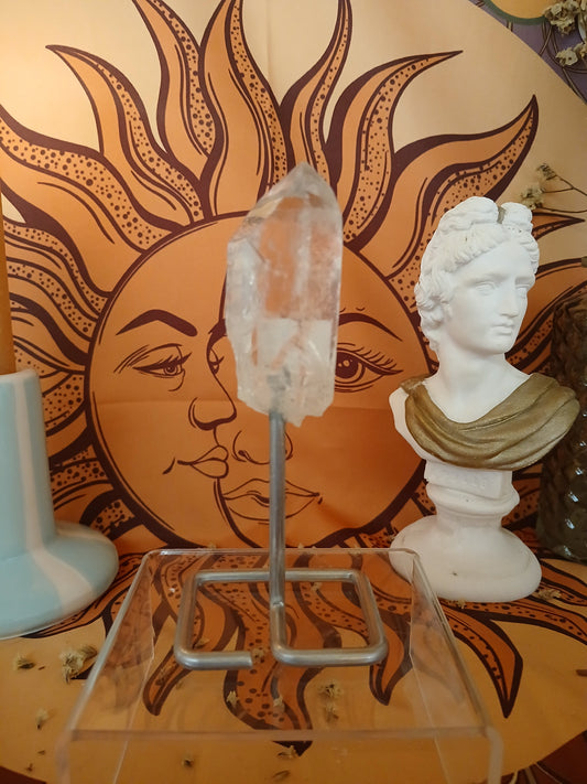 Cristal de roche sur pied